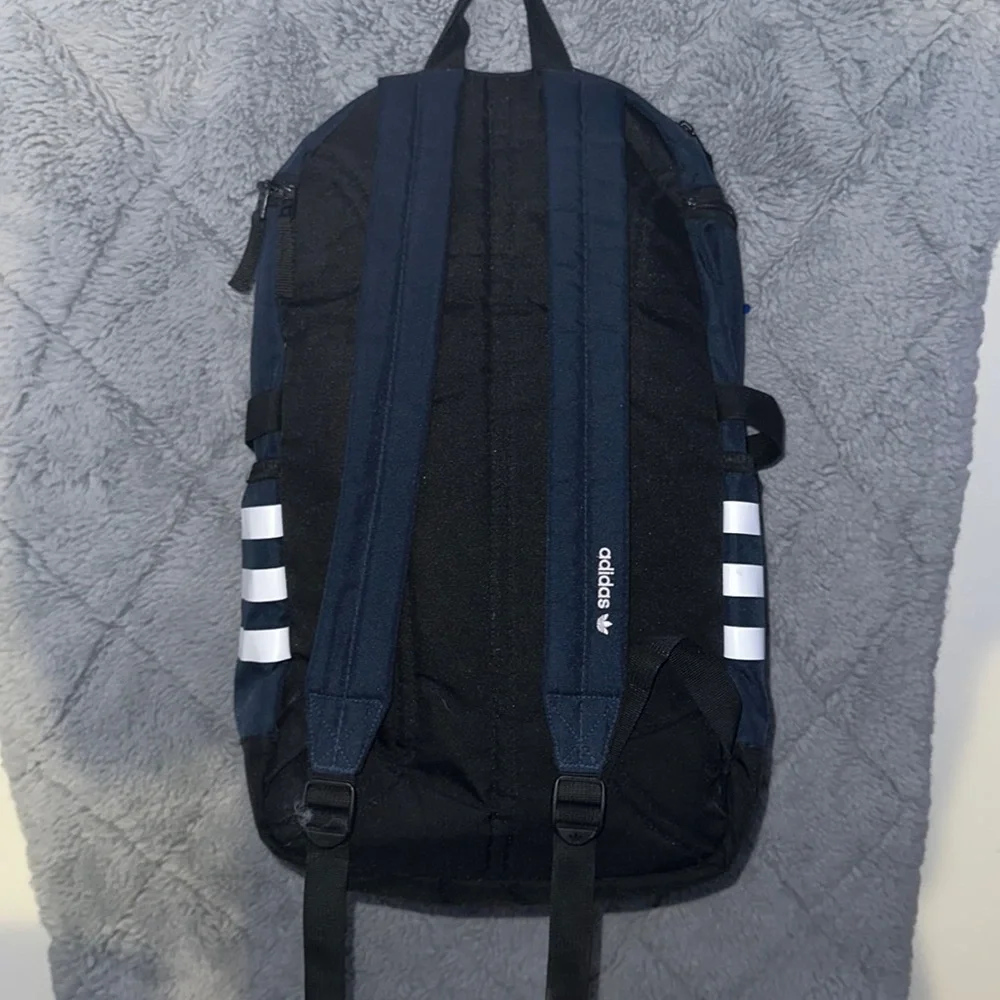 Adidas backpack - Picture 4 of 8